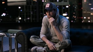 Enrique Iglesias es un PENDEJO